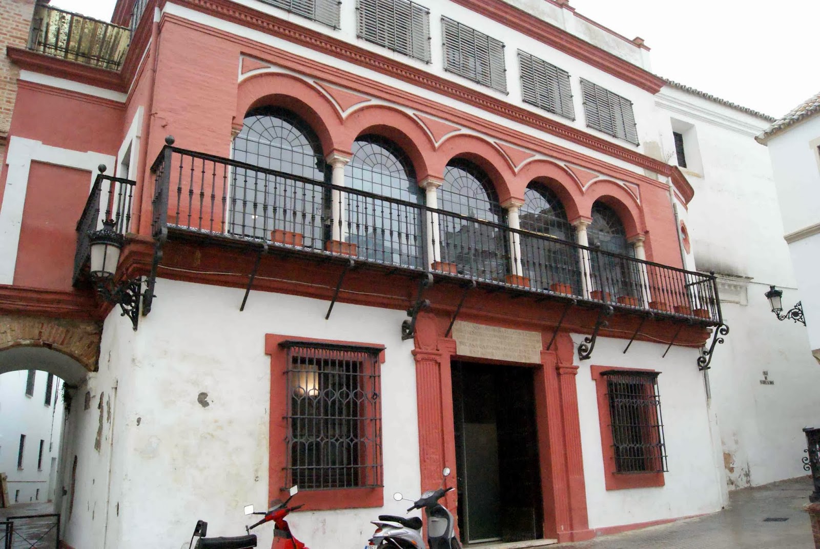 Old courthouse of Carmona (s. XVI)